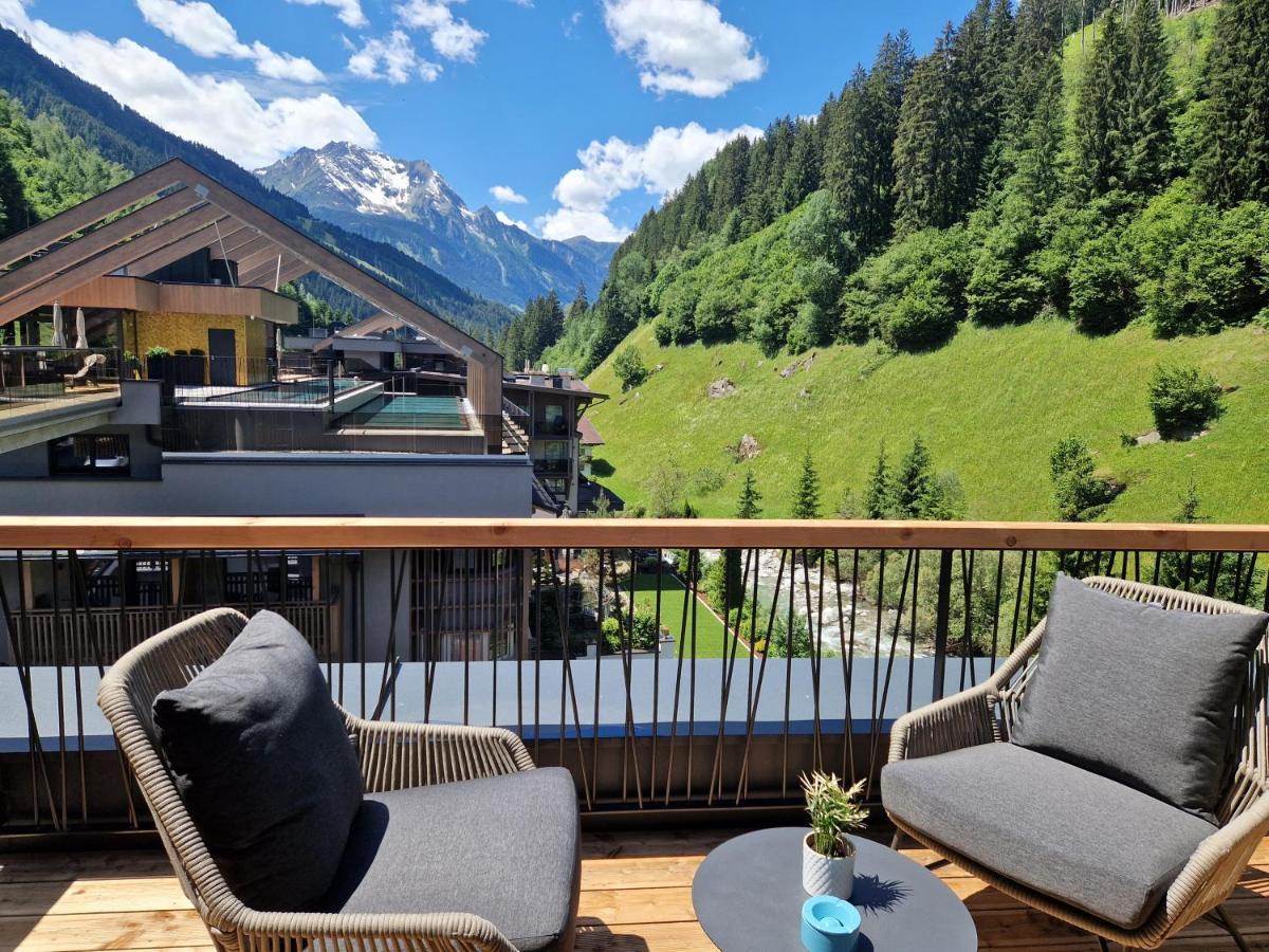 Zillergrundrock Luxury Mountain Resort Mayrhofen Bagian luar foto