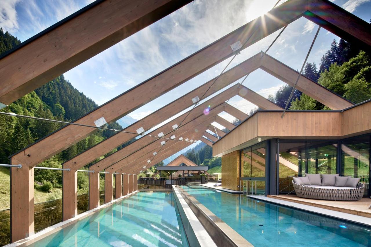 Zillergrundrock Luxury Mountain Resort Mayrhofen Bagian luar foto