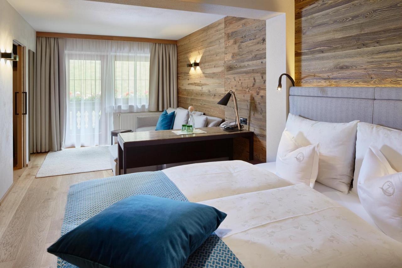 Zillergrundrock Luxury Mountain Resort Mayrhofen Bagian luar foto