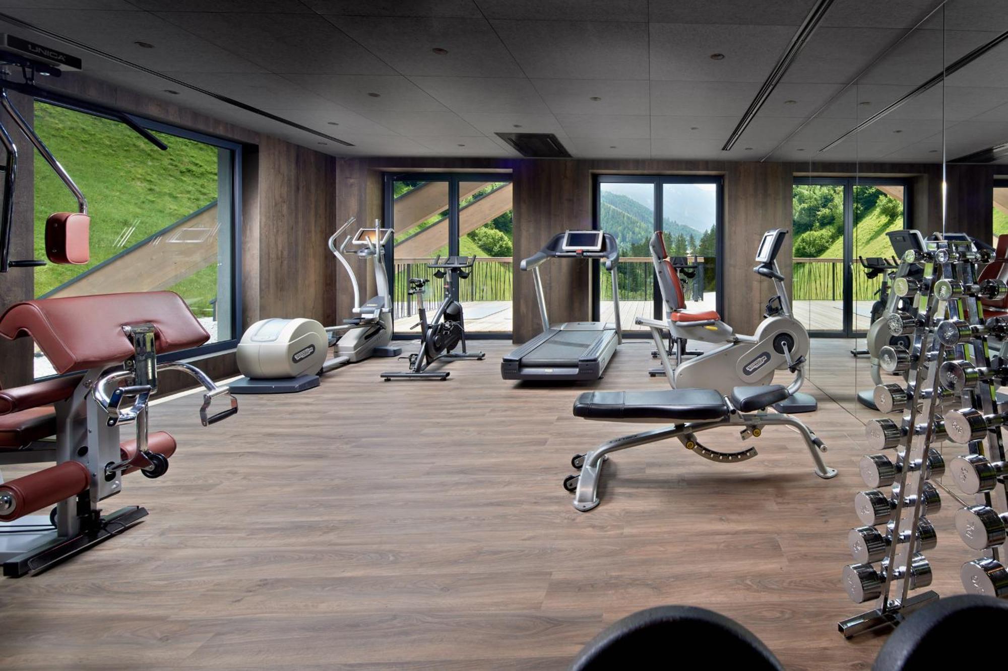 Zillergrundrock Luxury Mountain Resort Mayrhofen Bagian luar foto