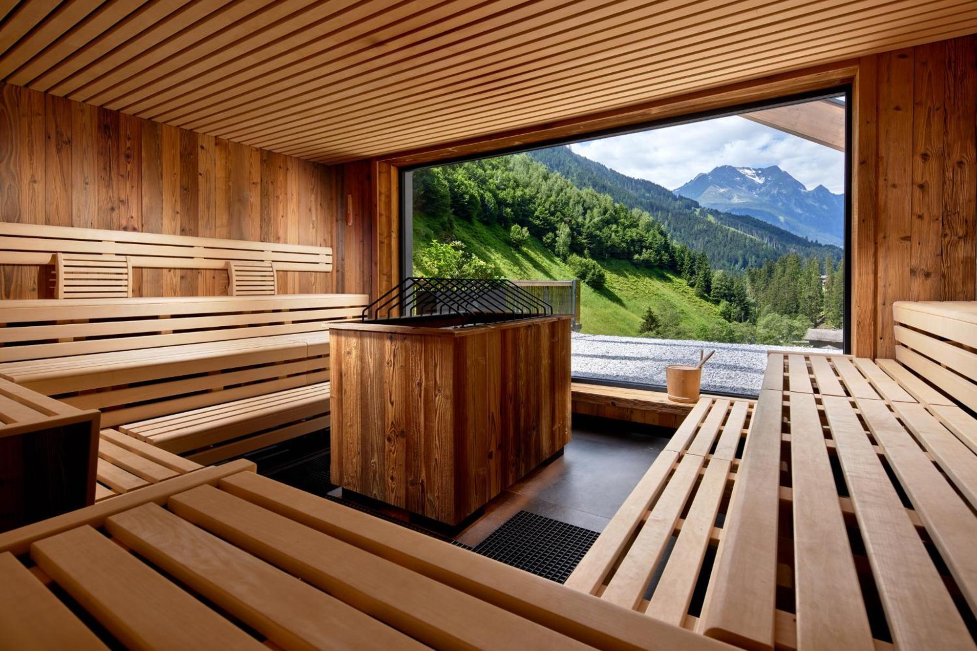 Zillergrundrock Luxury Mountain Resort Mayrhofen Bagian luar foto
